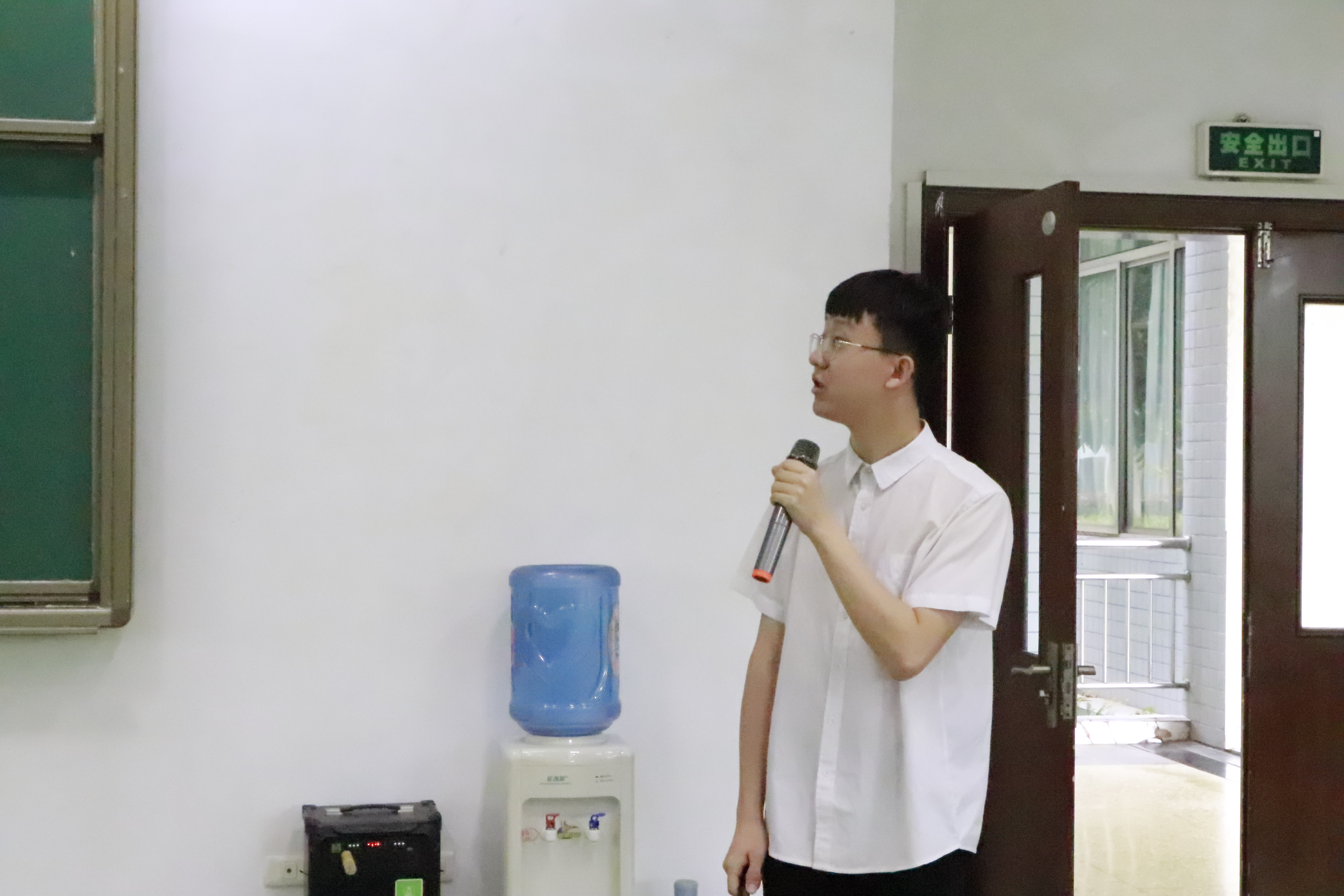 bMHX_1654504573992082552.jpg bMHX_1654504573992082552.jpg