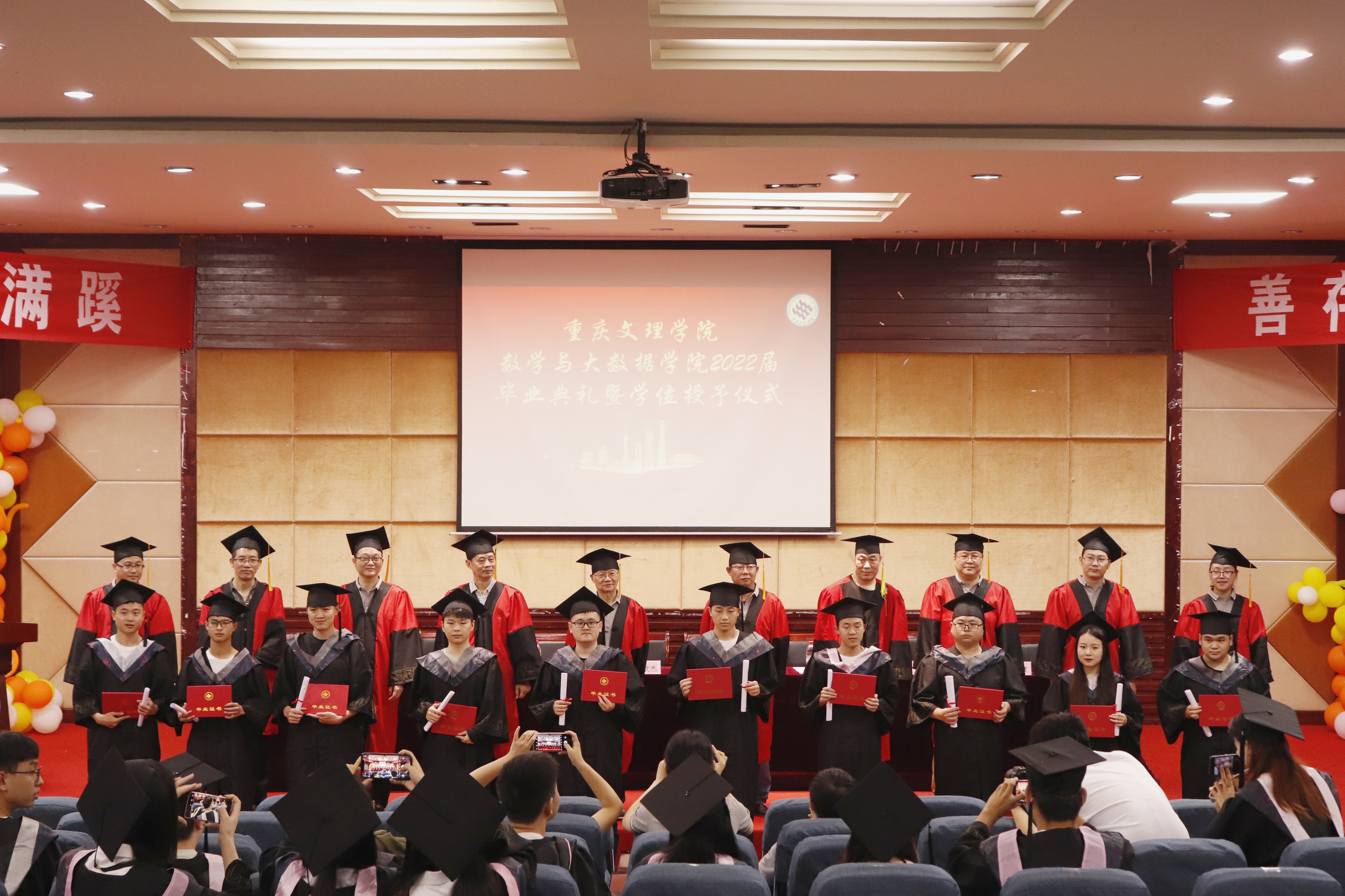 CvJA_1655114107907015552.jpg CvJA_1655114107907015552.jpg