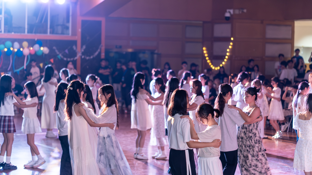 lzTy_1727688919619052285.jpg 3.jpg