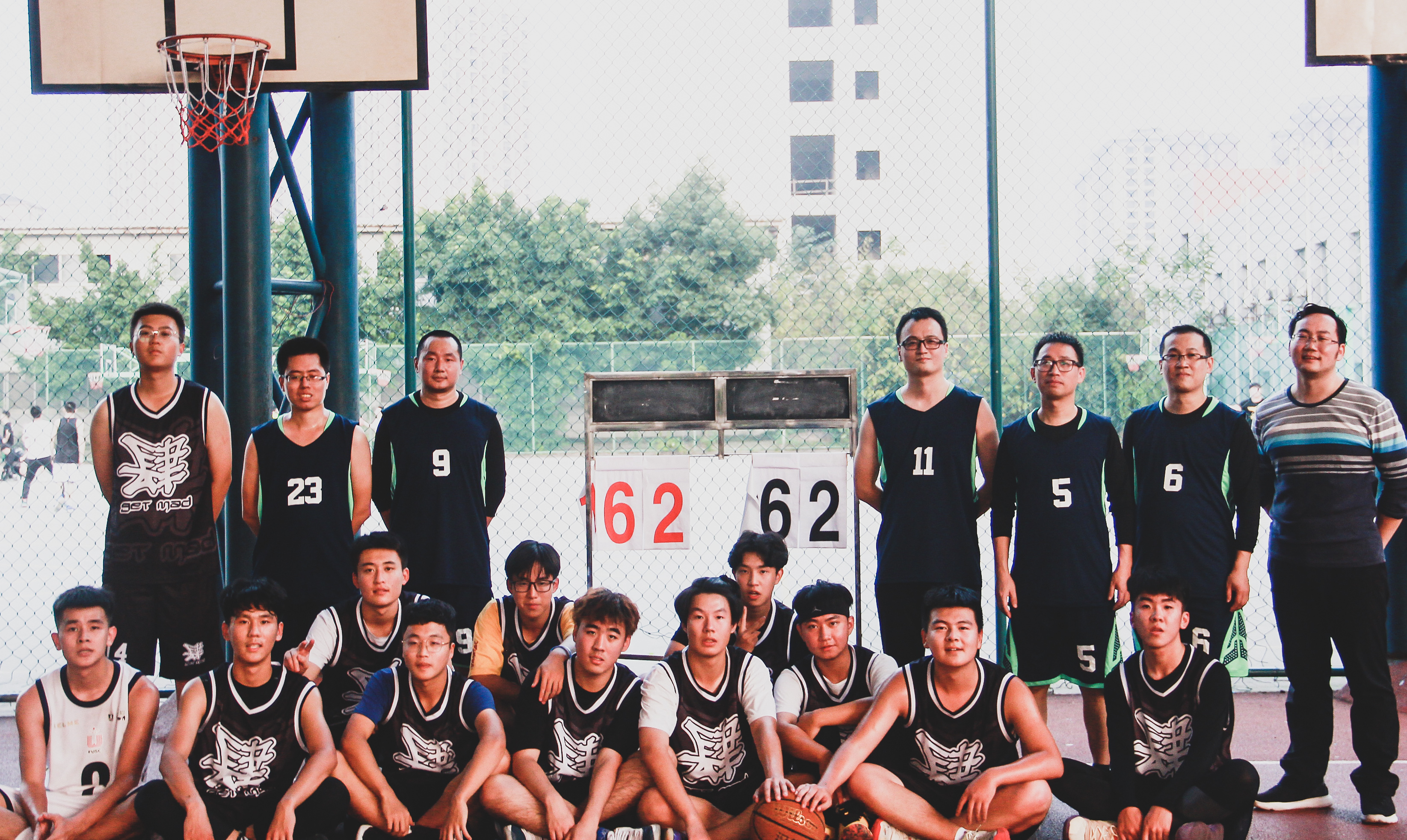 1572533671695055826.jpg 公司顺利开展篮球友谊赛1.jpg