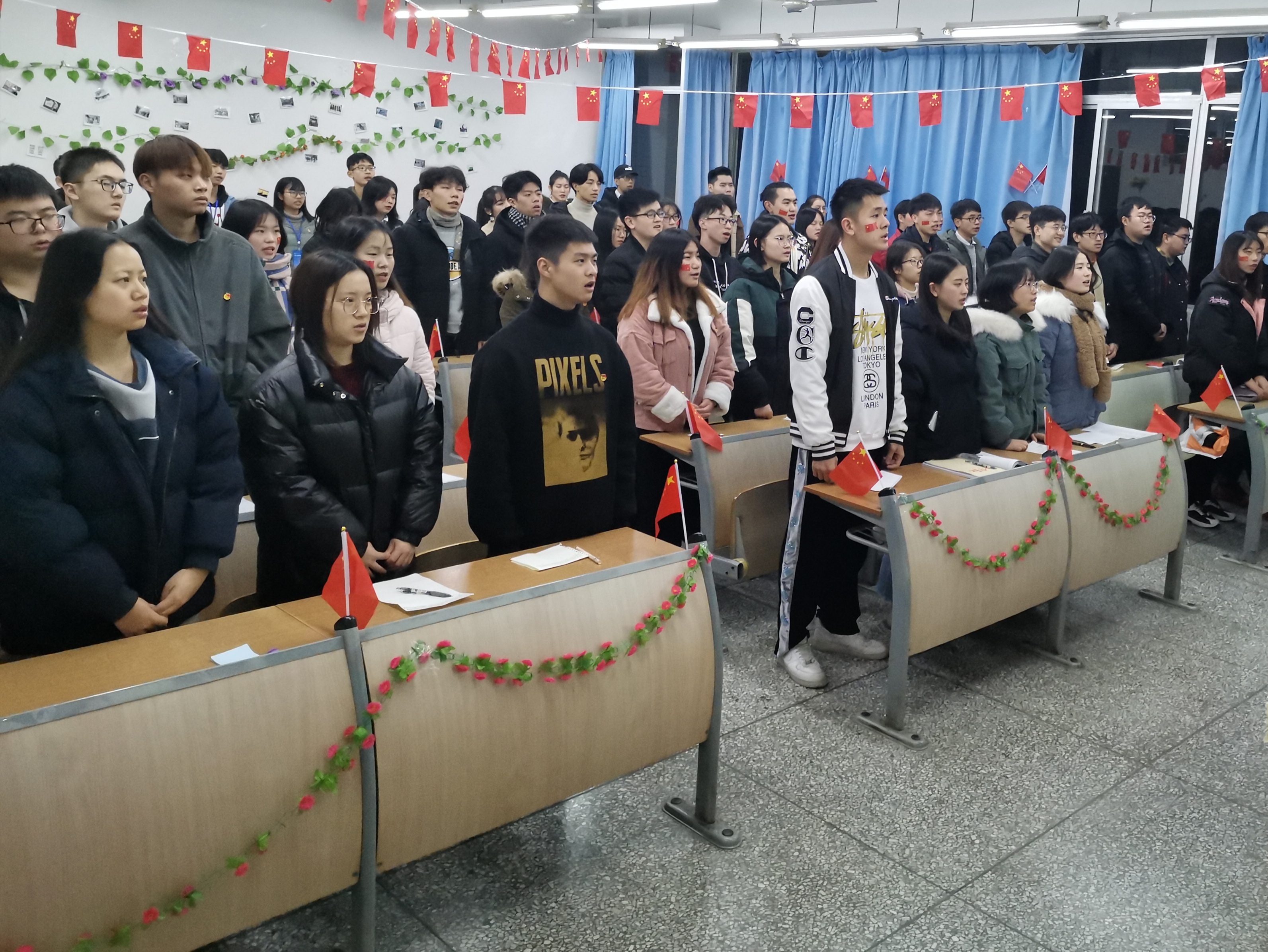 1577789278102096914.jpg 公司顺利开展团支部“背靠背”满意度线下测评活动3.jpg